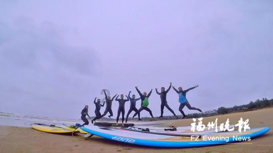 如果一个女生身边都是小混混男人,是不是代表她很复杂?-最新、最全的讨论社区 | 红迪网